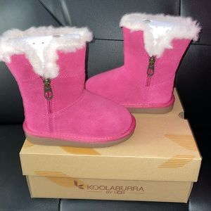 New Little girl Ugg . Little kids size 8 Pink colored Ugg Boots. Beautif…